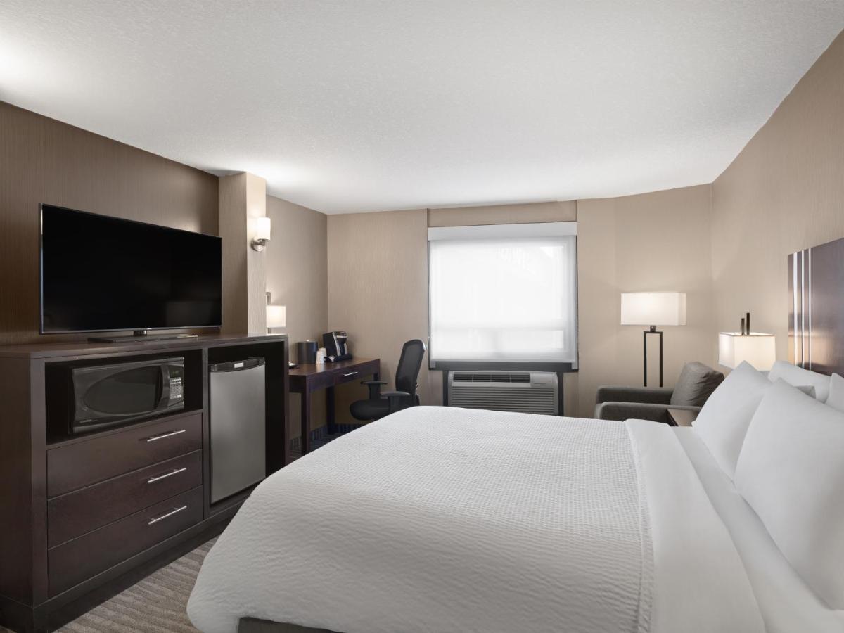 Holiday Inn Calgary Airport By Ihg Eksteriør billede