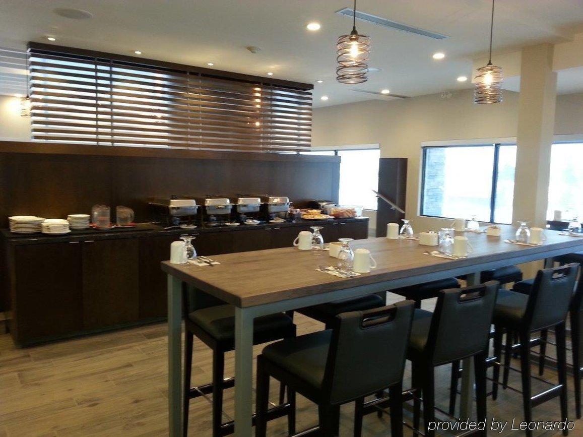 Holiday Inn Calgary Airport By Ihg Eksteriør billede