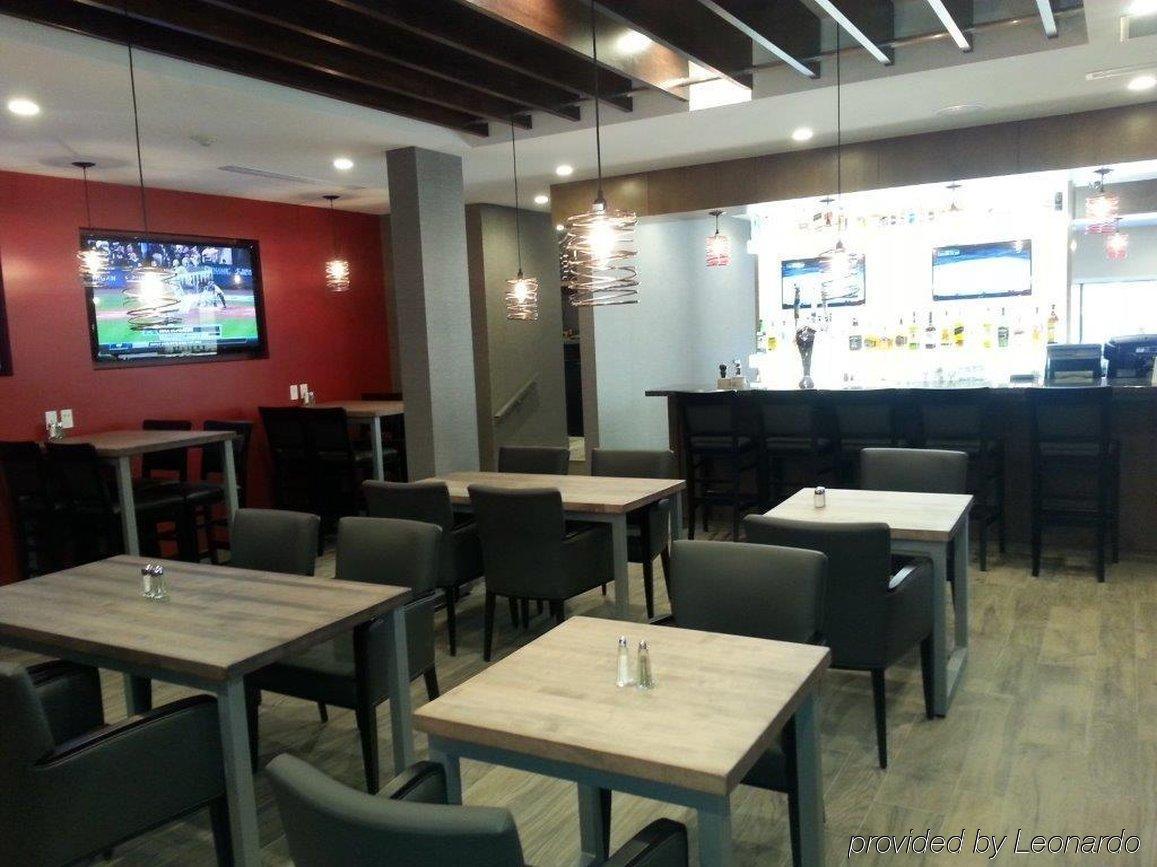 Holiday Inn Calgary Airport By Ihg Eksteriør billede